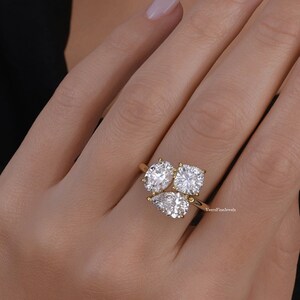 Vintage Toi Et Moi Ring Three Stone Unique Engagement Ring for Women