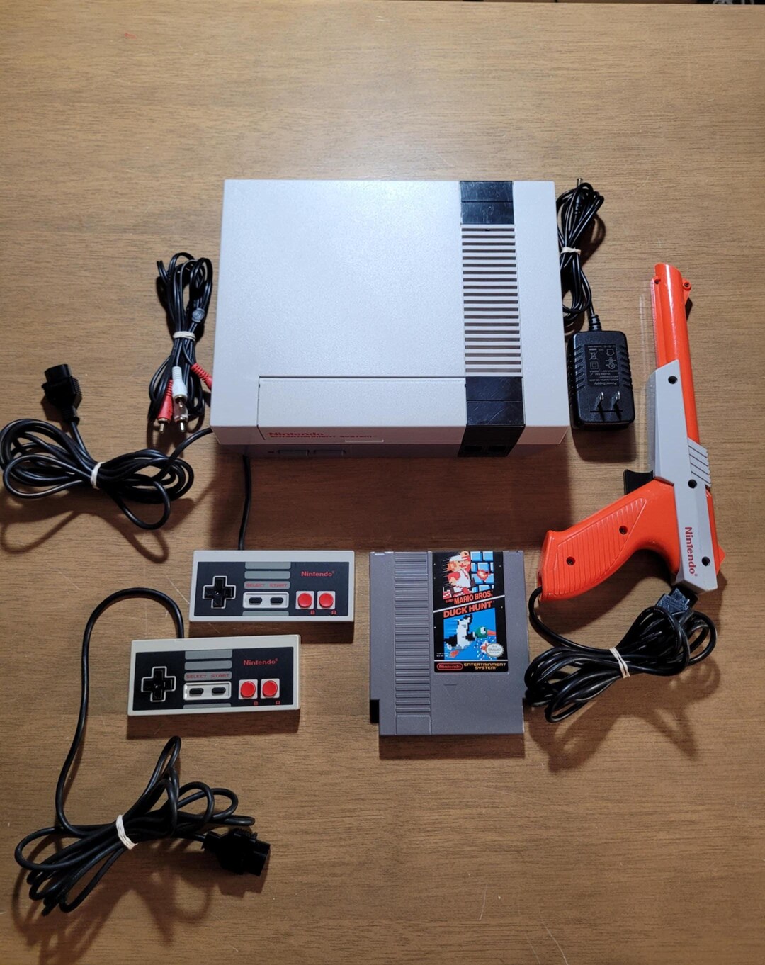 Nintendo NES Console + Super Mario World/duck Hunt + Zapper ...