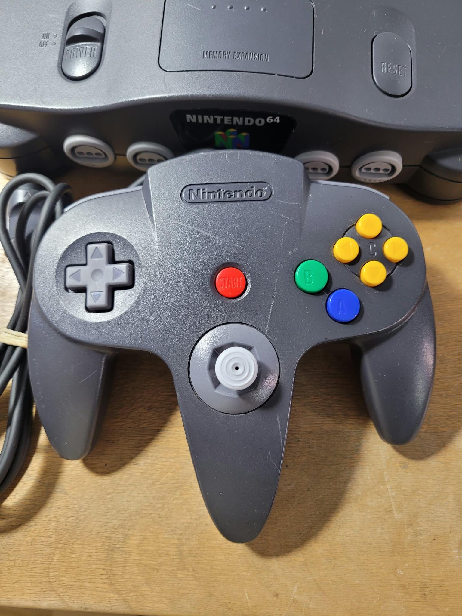 Nintendo 64 Console + Black Controller + Cables! *tested