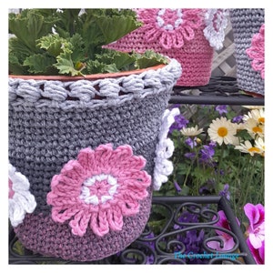 Crochet Pant Pot Covers with Daisy motifs 3 sizes included pdf download pattern with full step by step instructions complete with photos image 2