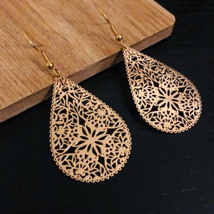 Filigree Dangle Earrings, Gold Filigree Earrings, Mandala Drop Earrings, Lightweight Statement Gold Earrings, Moroccan , Earrings uk,