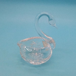 Art Glass, Swan, Glass Swan, Glass Swan Figurine, Glass Swan Ashtray, Swan Ashtray, Single Person Ashtray, Czech Glass, 1970s, Used Vintage