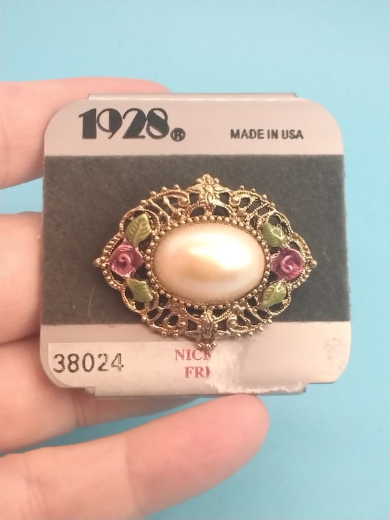 Jewelry, Brooch, 1928 Brand Jewelry, Original Pac… - image 2