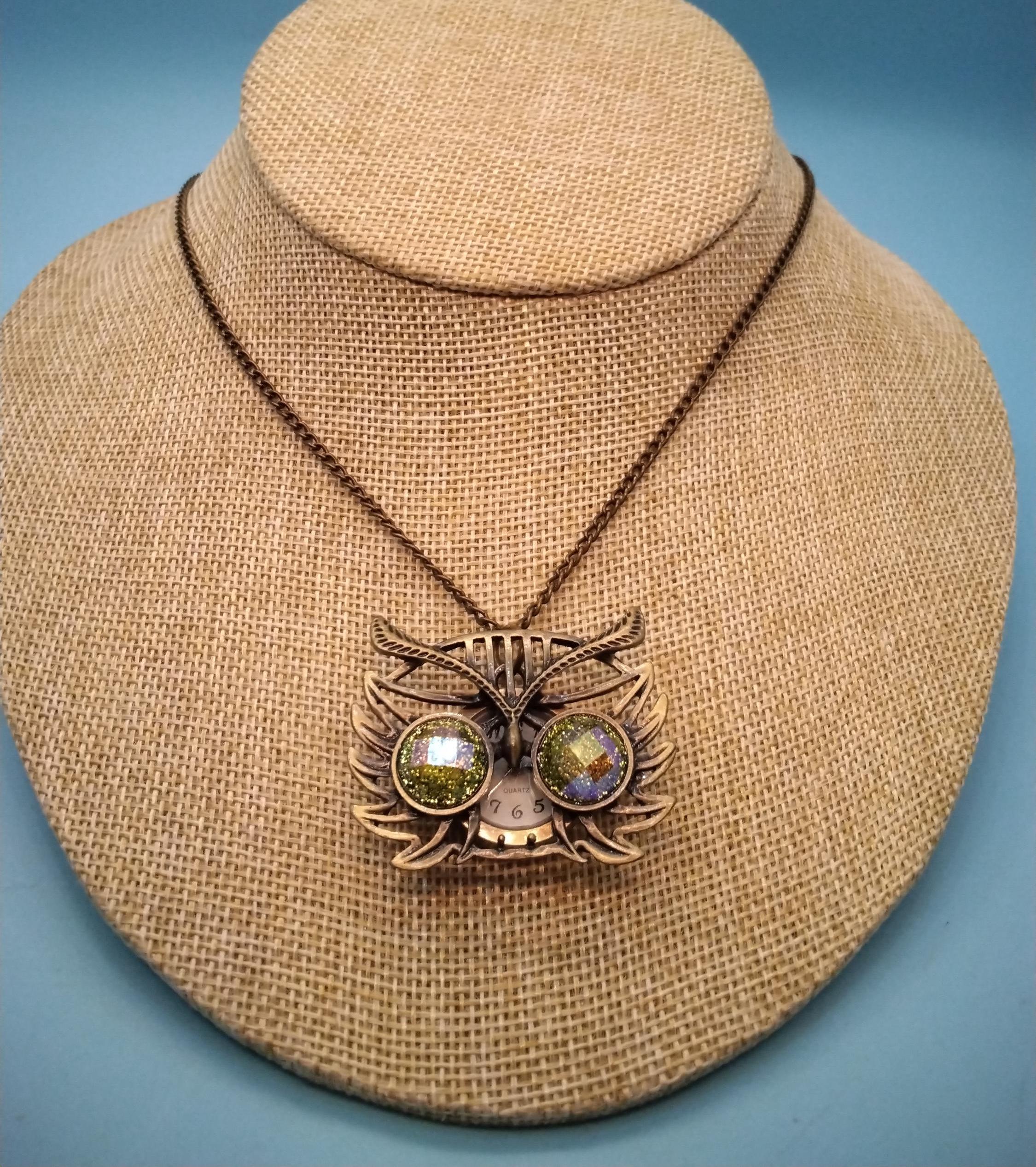 Jewelry, Owl Watch Head Necklace, Faceted Lucite Cabachon, Sparkled Eyes, Steam Punk, Antiqued Metal