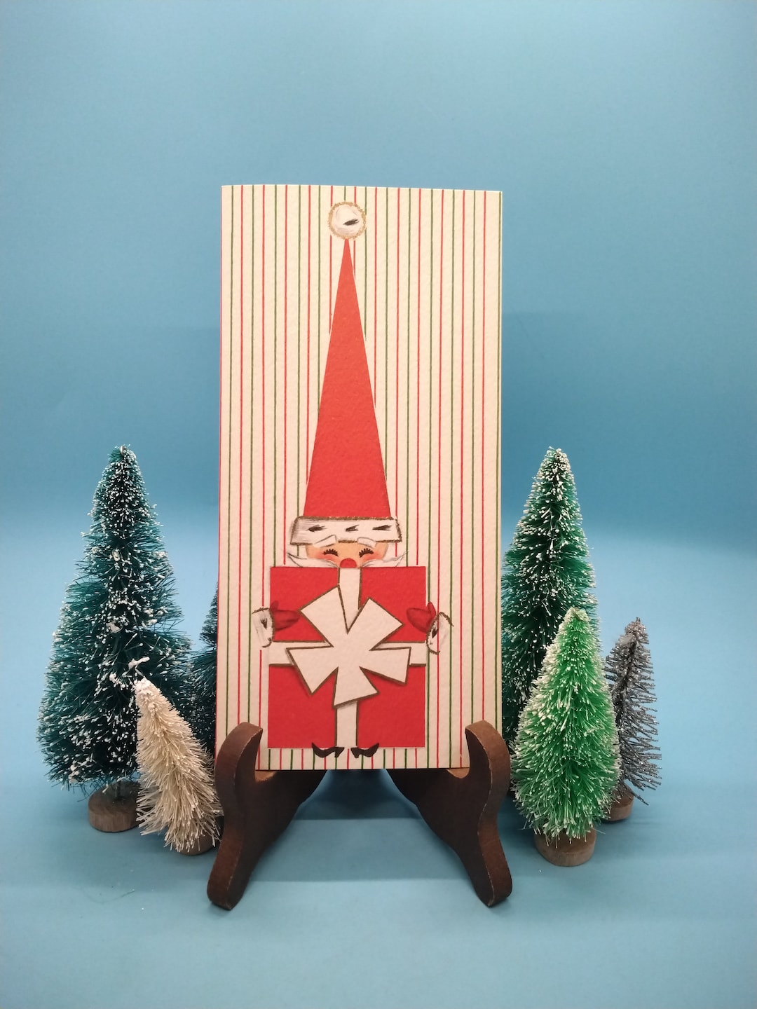 Ephemera, Bundles of Five, Christmas Cards, Pixie Santa With Gift