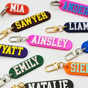 Personalized Name Keychain / Multicolor Personalized Keychain / Keyring / Bag Tag / Name Tag - 3D Printed Plastic