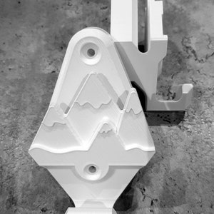 Snowboard/Ski Mountain Wall Mount Brackets (horizontal)