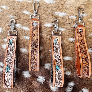 Cordón de muñeca / pulsera / llavero de cuero genuino de estilo occidental con patrón labrado occidental