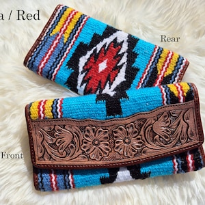 Portemonnaie / Clutch im Stil des Southwestern Style - Tri-Fold - Azteken Style Wolle + Besatz aus punziertem Leder