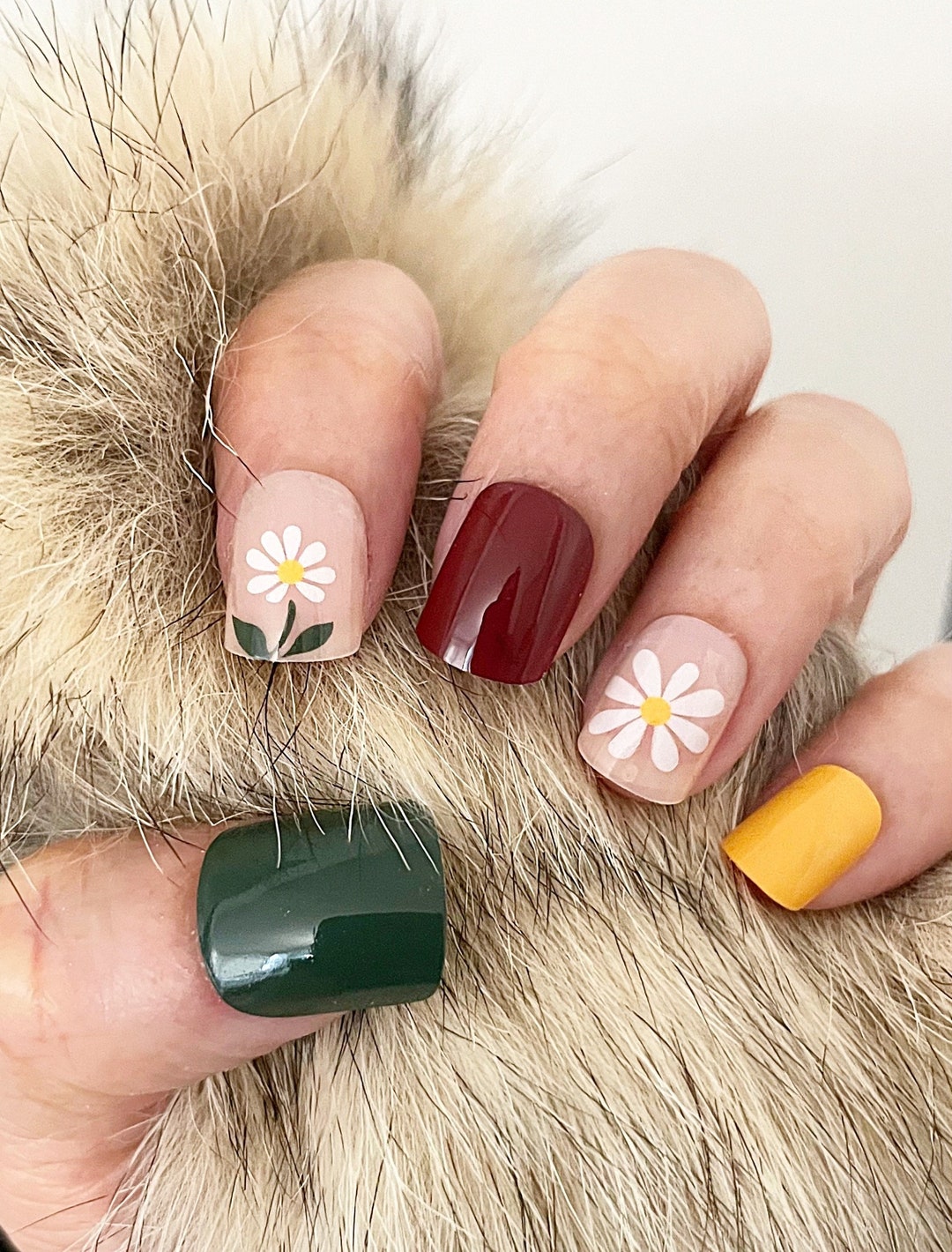 daisy’s press ons Olive & June Super Stick Press On Nails , Daisy Pop - CVS