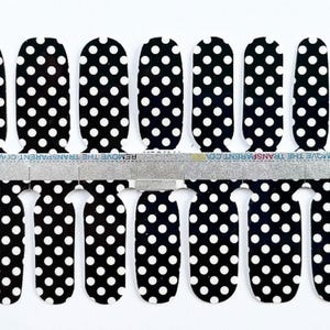 Black and White Polka Dot Nail Polish Strips: Easy Application