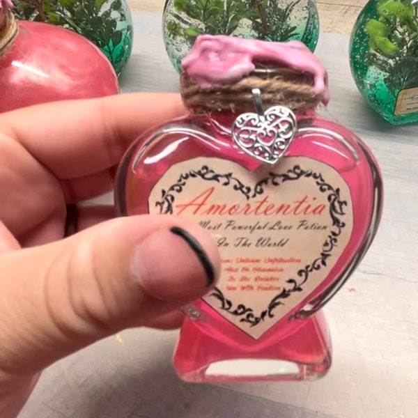 Wizarding World Inspired Potion Bottle- Amortentia Small