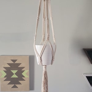 White Sands I Macrame Plant Hanger | Hanging Planter | Plant Hanger | Boho Decor | Home Decor | Indoor Planter | Macrame Home Decor