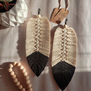 Ombre Black White pióro orła, pióro makramy, wystrój boho, wystrój pokoju dziecięcego, dekoracja ścienna w stylu południowo-zachodnim, biały liść