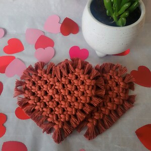 Macrame heart coasters, set of 2, Valentines Day, Valentines gift, coaster set, boho coaster Red Amber