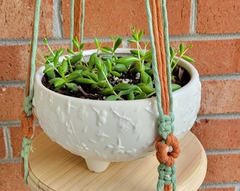 Flower Macrame Hanging Plant Tray - Daisy Macrame Planter - Boho Decor - Floating Plant Tray - Gift for Her