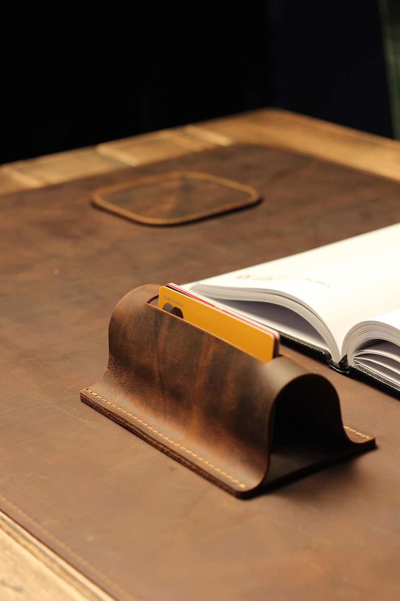 leather card holder