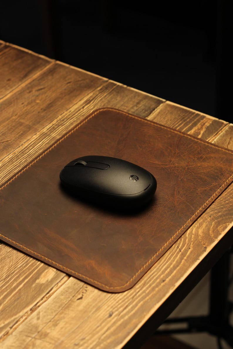 leather mouse pad