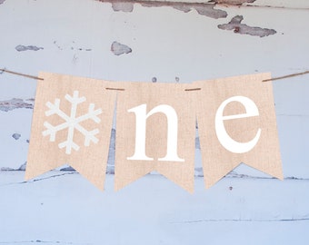 Christmas Birthday Party Banner, Christmas First Birthday Decoration, Winter 1st Birthday Decoration, Snowflake Highchair Banner Printable