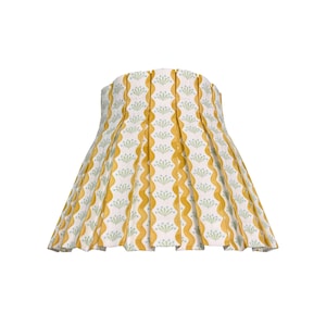 Box Pleat Tuscany Yellow Floral Motif Lampshade | Linen-Cotton Blend