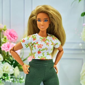 T-shirt for 11.5 inch curvy doll, floral short blouse for 1/6 scale dolls