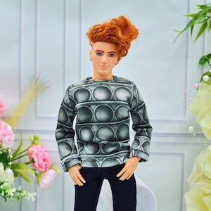 Long sleeve sweatshirt for a 1/6 scale doll, grey shirt for male dolls