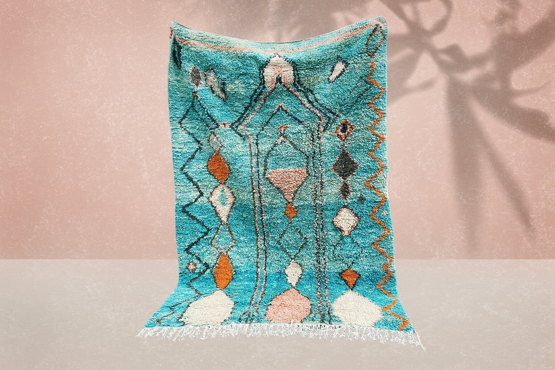 Grand Tapis Berbère Marocain I Turquesa Azilal 170x245cm | 5'x 8'I 100% Laine/Natural Wool Large Col