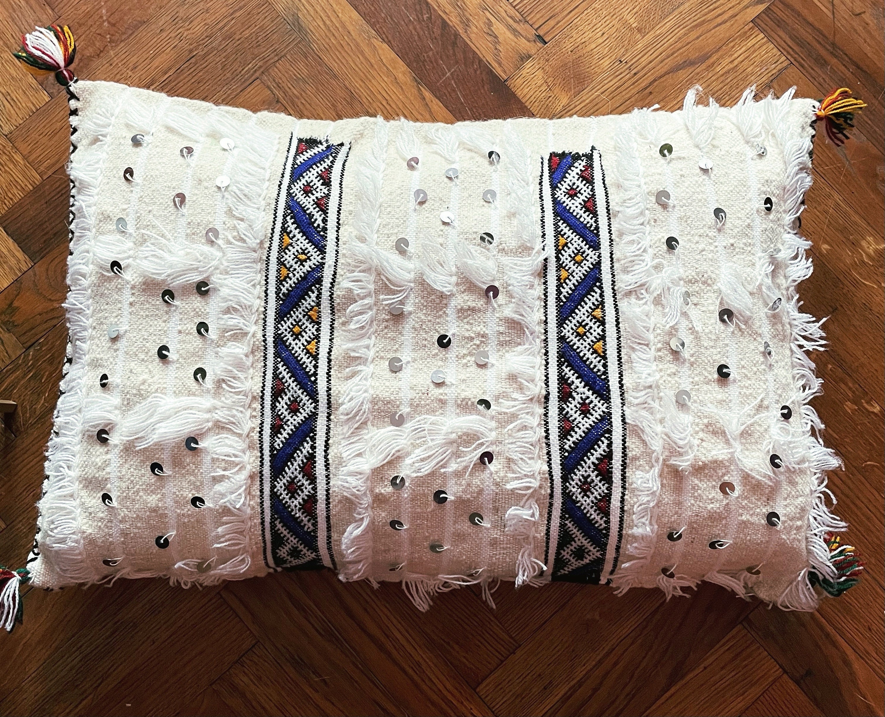 Coussin Berbère Marocain Sequin & Laine I 45x70cm Motifs Azteque