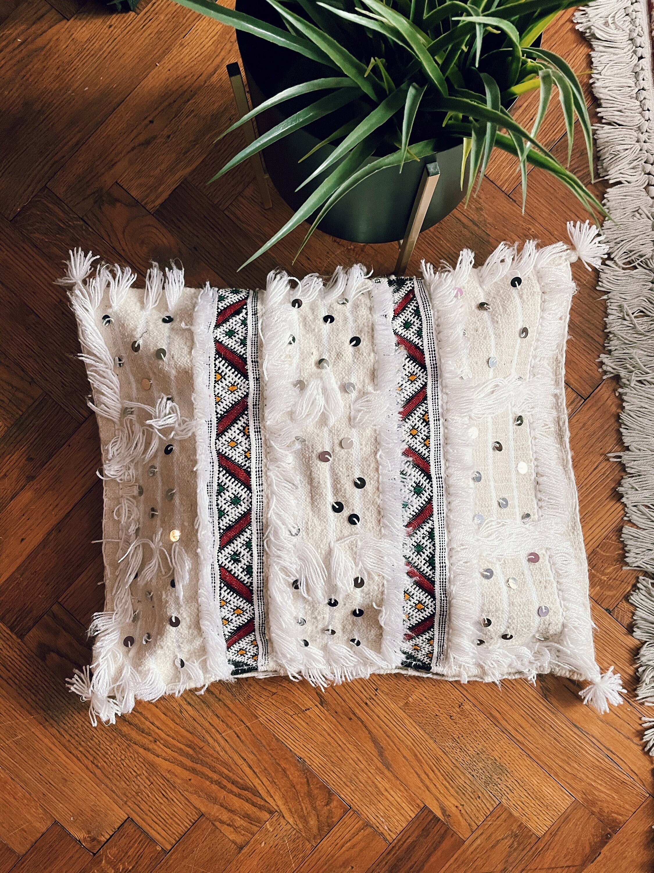 Coussin Berbère Marocain Sequin & Laine I 45x55cm Motifs Azteque