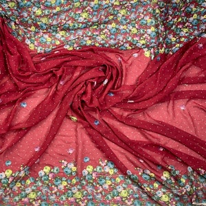 Roter Blumendruck-Schiere-Chiffon-Polyester-Mehrfarbenstoff - Massenlager
