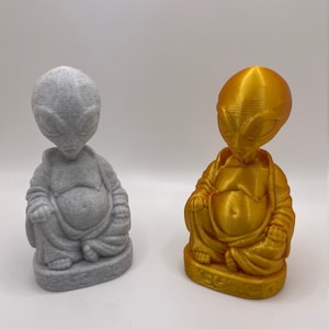 Außerirdischer Besucher inspirierte Buddha, lachender Buddha