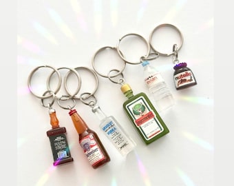 Mini Alcohol Bottle Keyring, Happy Birthday gift, Birthday Keychain Gift, Cheers Birthday Card, Birthday Novelty gift Stocking Stuffers Gift