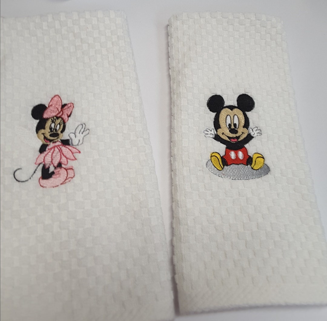 Mickey Mouse and Minnie Mouse Hand Towels Set of 2 Etsy