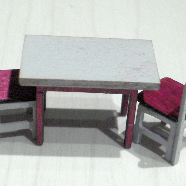 Quarter Scale Table and 2 Chairs kit