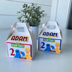 Party Favor Box - Sesame Street Inspired Gable Box / Boys Favor Box / Girls Favor box / Small Favor Box