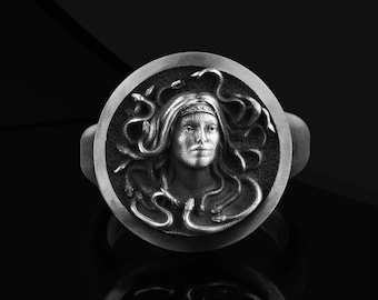 アクセサリー ALCHEMY GOTHIC: Gorgon's Eye Medusa RING ALCHEMY GOTHIC: Gorgon's Eye Medusa RING