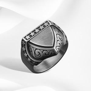 Elegant Silver Shield Ring For Man, Stunning Silver Shield Rings, Mens Silver Shield Signet Ring, Introducing our Silver Shield Ring for Dad