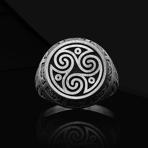 Triskelion Male Signet Ring Male Celtic Ring Unique Rings For Men Oxidized 925 Silver Celtic Ring Custom Silver Signet Celtic Knot Ring Gift