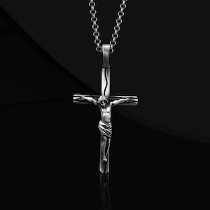 Sterling Silver Crucifixion of Jesus Catholic Necklace, Cross Necklace For Christian, Faith Necklace For Family, Crucifix Necklace For Dad