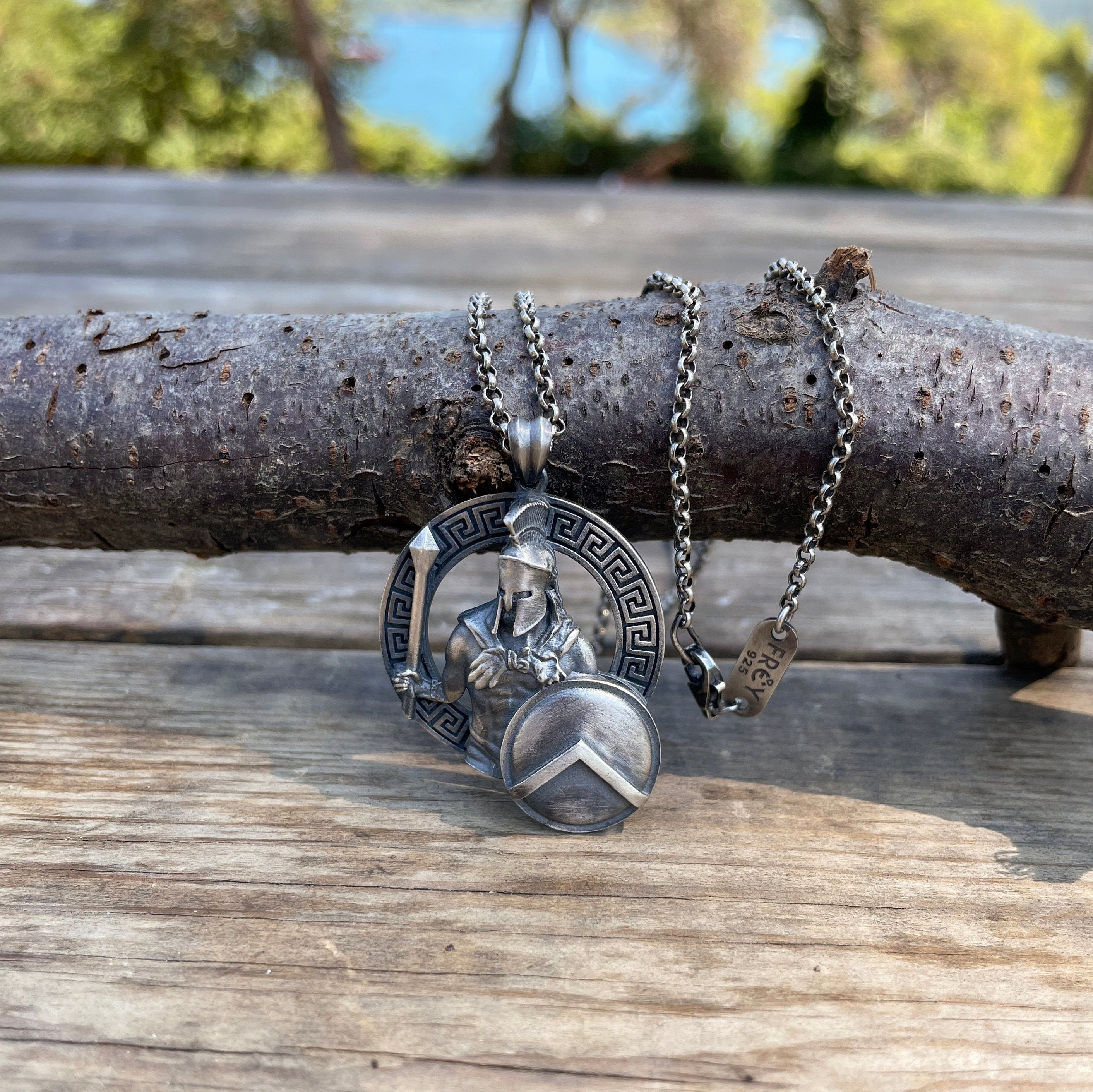 Collana Uomo Elmo Spartano Guerriero | Pendente In Acciaio Inossidabile Con Catena 75cm | COOLSTEELANDBEYOND - 4