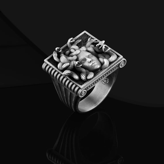 Gorgon Medusa Ring: 925 Sterling Silver Gothic Jewelry