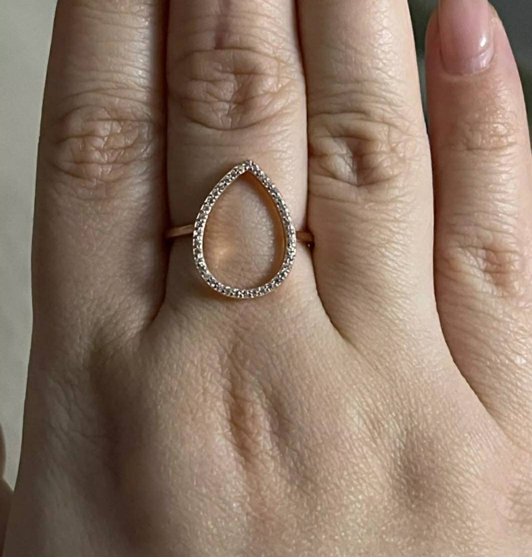 Teardrop silhouette hotsell ring