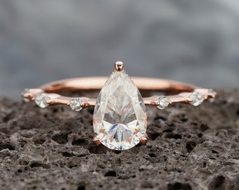 2 Carat Pear - Etsy
