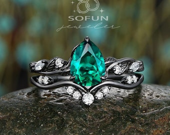 Black Gold Pear Shape Emerald Engagement Ring Set, Gothic May Birthstone Promise Ring Set, Rhodium Black Leaf Bridal Set, Black Wedding Ring