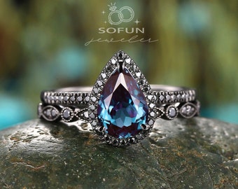 Black Gold Pear Alexandrite Halo Engagement Ring Set, Gothic Promise Ring Set, Rhodium Black Alexandrite Bridal Set, Black Wedding Ring Gift