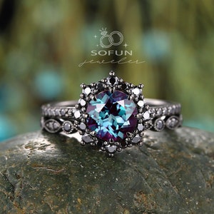 Vintage Round Alexandrite Halo Engagement Ring Set, Unique Black Promise Ring Set, Rhodium Black Bridal Set, Black Wedding Ring, Gothic Ring