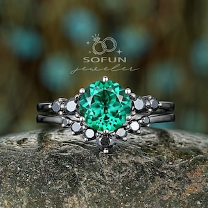 Black Gold Round Emerald Engagement Ring Set, Gothic Emerald Promise Ring Set, Rhodium Black Emerald Bridal Set, Black Wedding Ring Gift