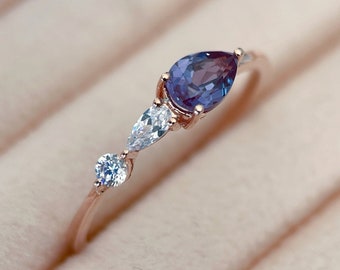Vintage Alexandrite Engagement Ring, Pear Cut Gemstone, Art Deco Moissanite Wedding Band, Three Stones Unique Women Bridal Promise Ring Gift