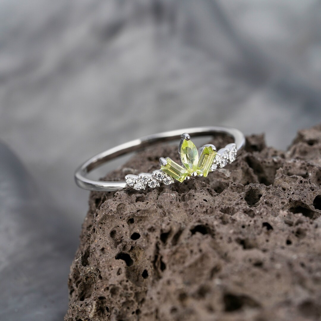 Peridot Baguette Big Bead
