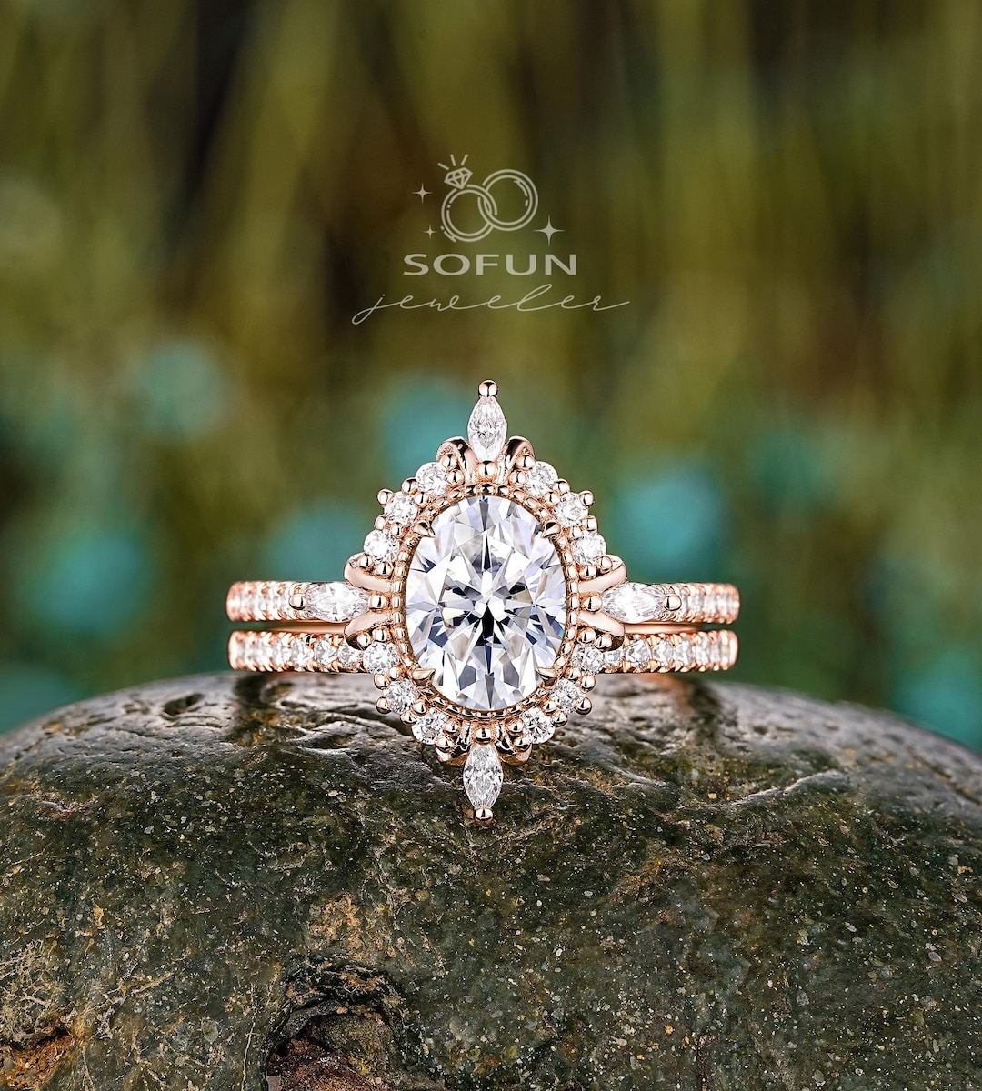 Vintage Oval Cut Moissanite Rose Gold Halo Engagement Ring Set, Half ...
